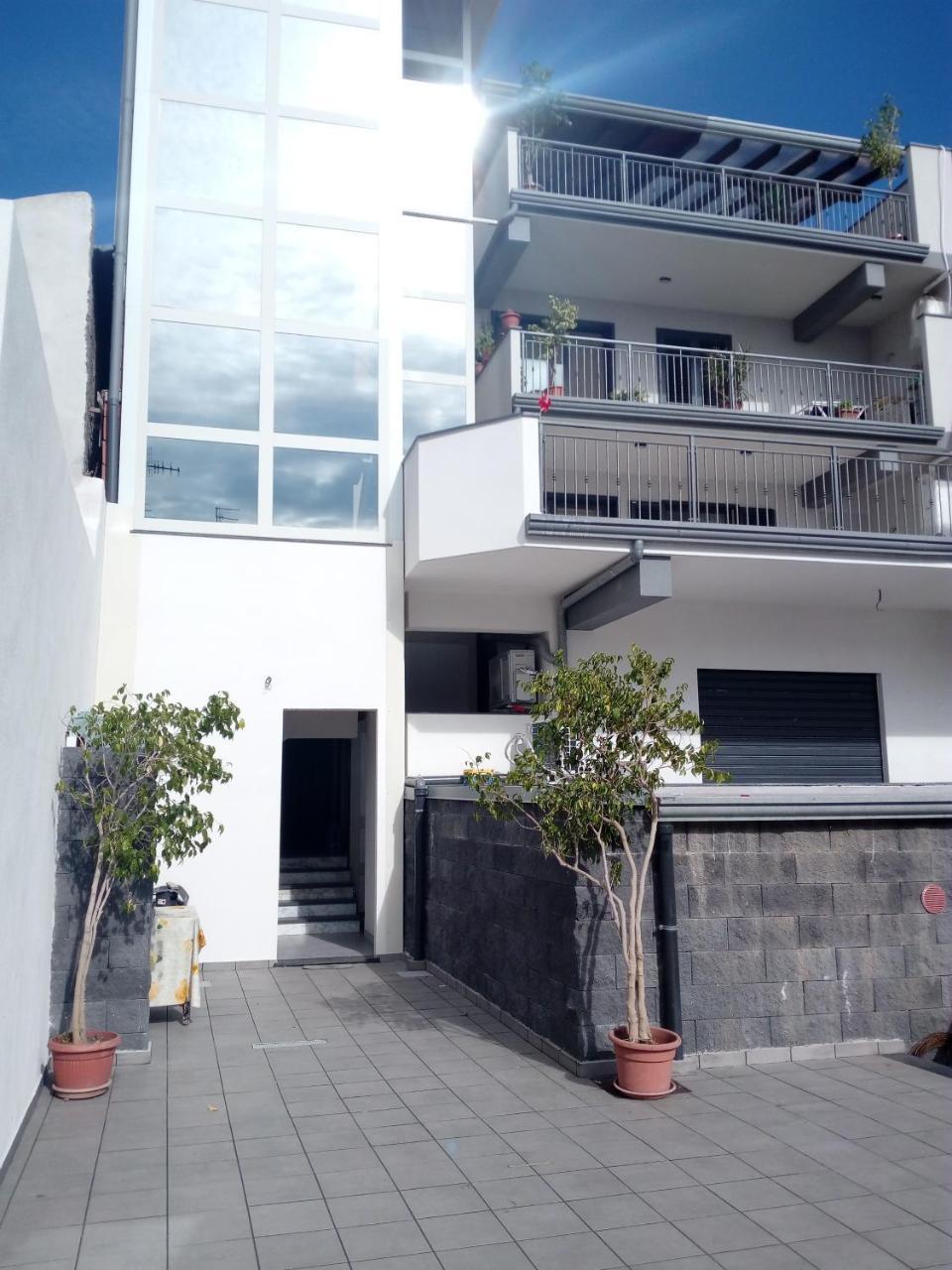 Appartamento Gambero Beach Санта-Тереза-ди-Рива Экстерьер фото