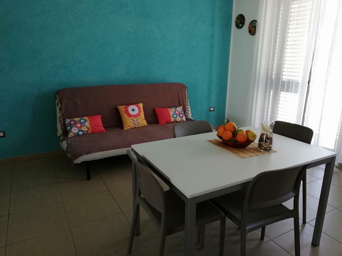 Appartamento Gambero Beach Санта-Тереза-ди-Рива Экстерьер фото
