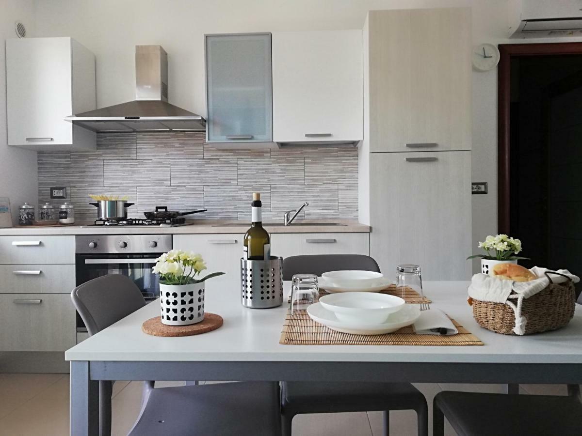 Appartamento Gambero Beach Санта-Тереза-ди-Рива Экстерьер фото